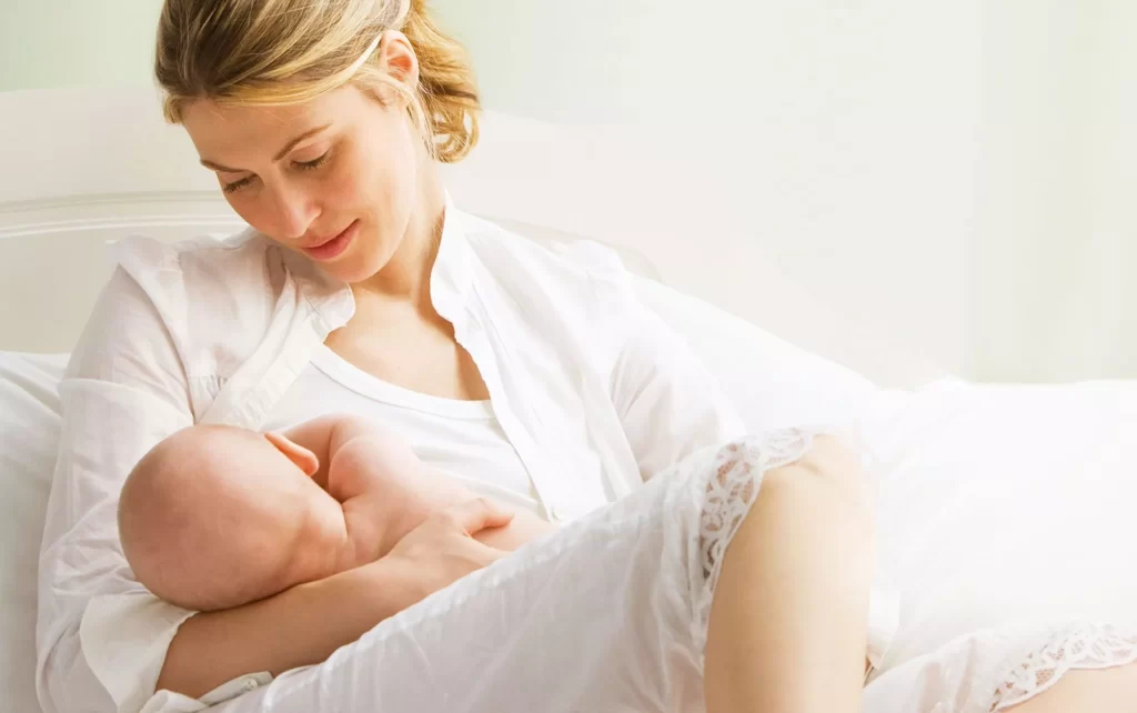 Benefits of Breastfeeding For Baby and Mom