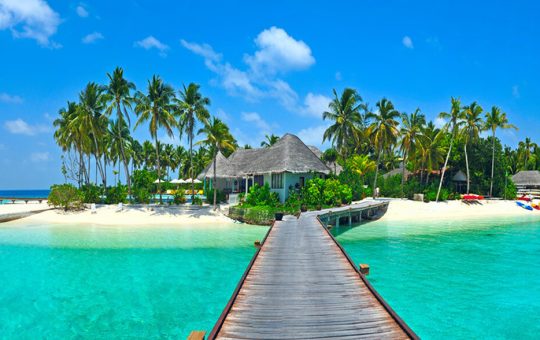 All-Inclusive Bliss: The Benefits of Booking Maldives Packages from Dubai